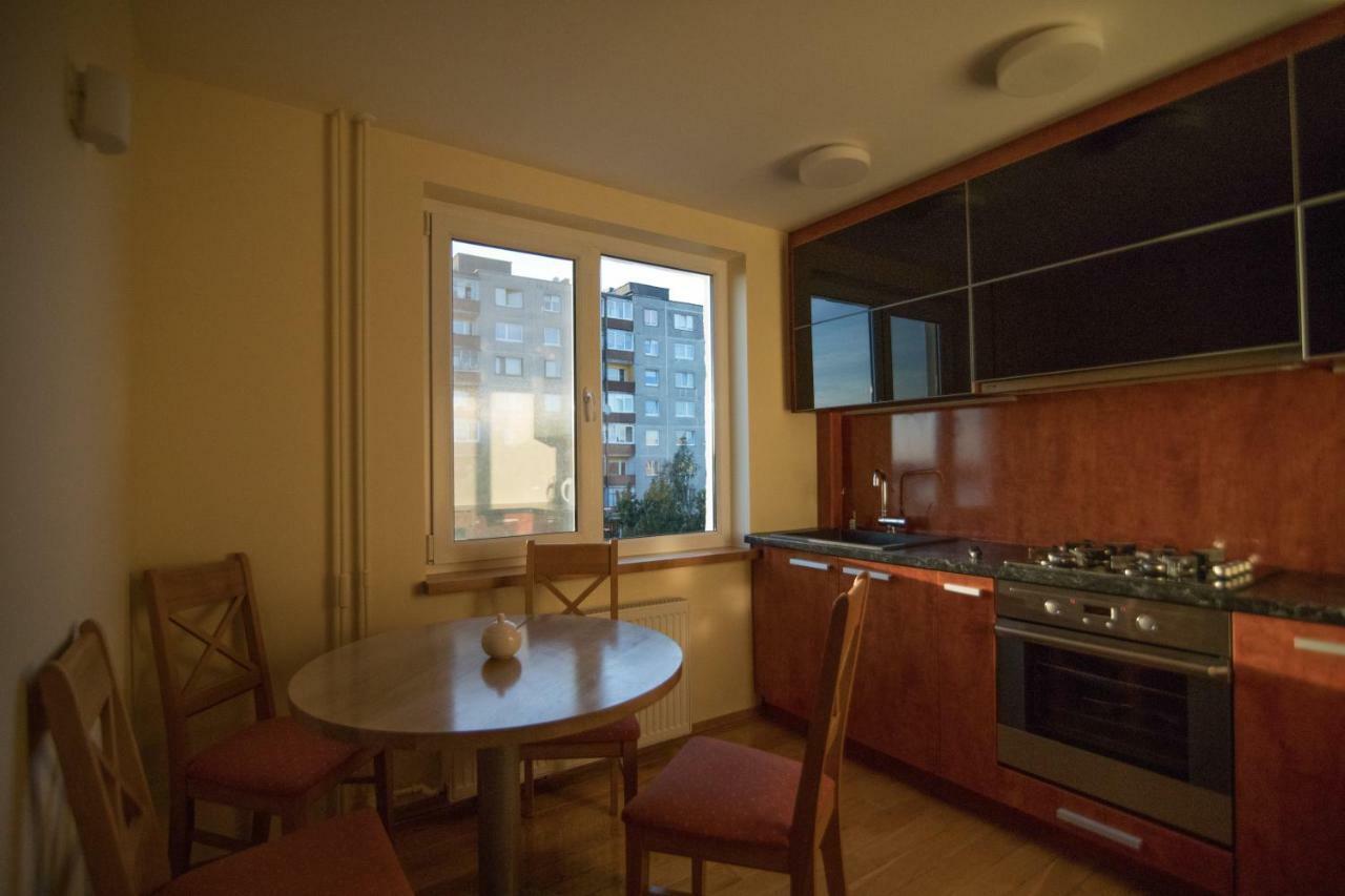 Cozy Apartment With A Wonderful Lake View Тельшяй Экстерьер фото