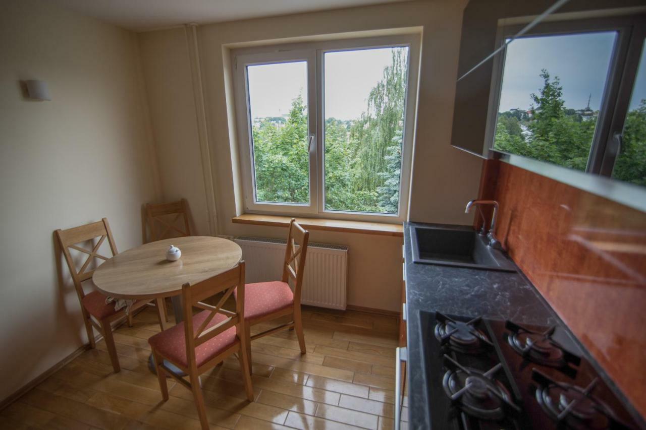 Cozy Apartment With A Wonderful Lake View Тельшяй Экстерьер фото