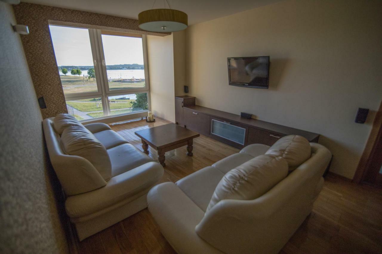 Cozy Apartment With A Wonderful Lake View Тельшяй Экстерьер фото